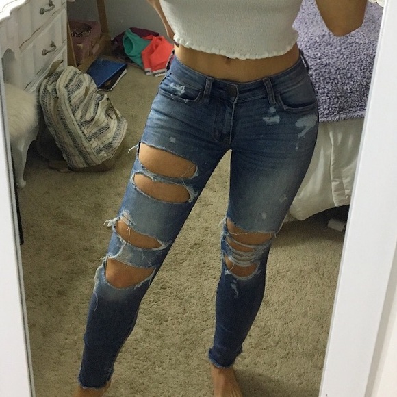 American Eagle Outfitters Denim - Cropped Ripped Jeggings